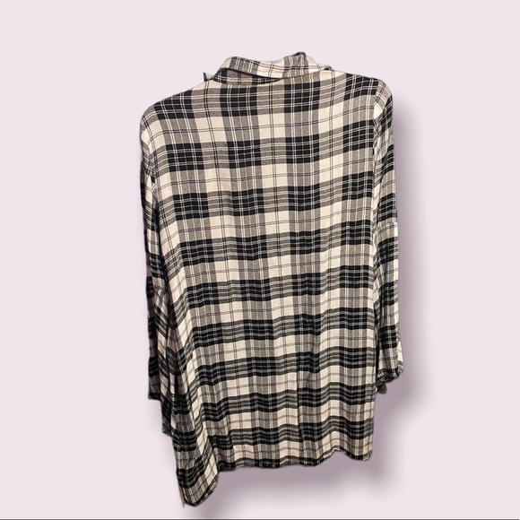 LULUS Black‎ & White Plaid Midi Button Down Cardigan - Picture 2 of 12